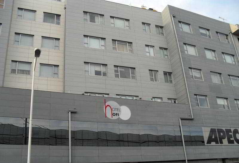 Hotel Ofi A Coruña Buitenkant foto
