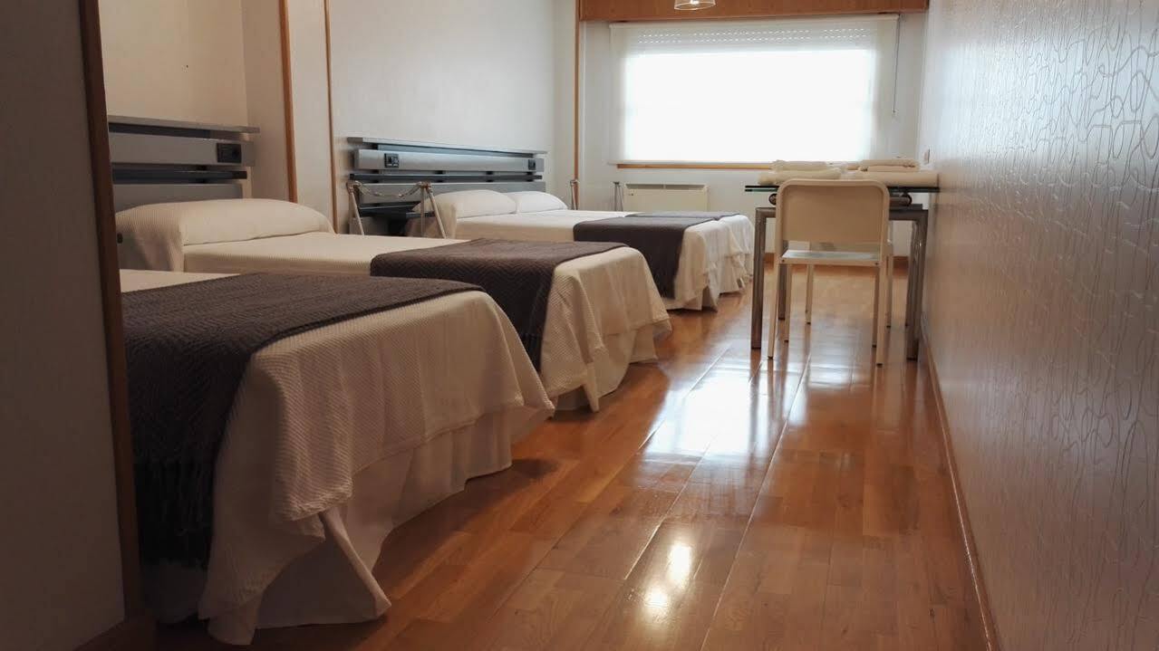 Hotel Ofi A Coruña Buitenkant foto